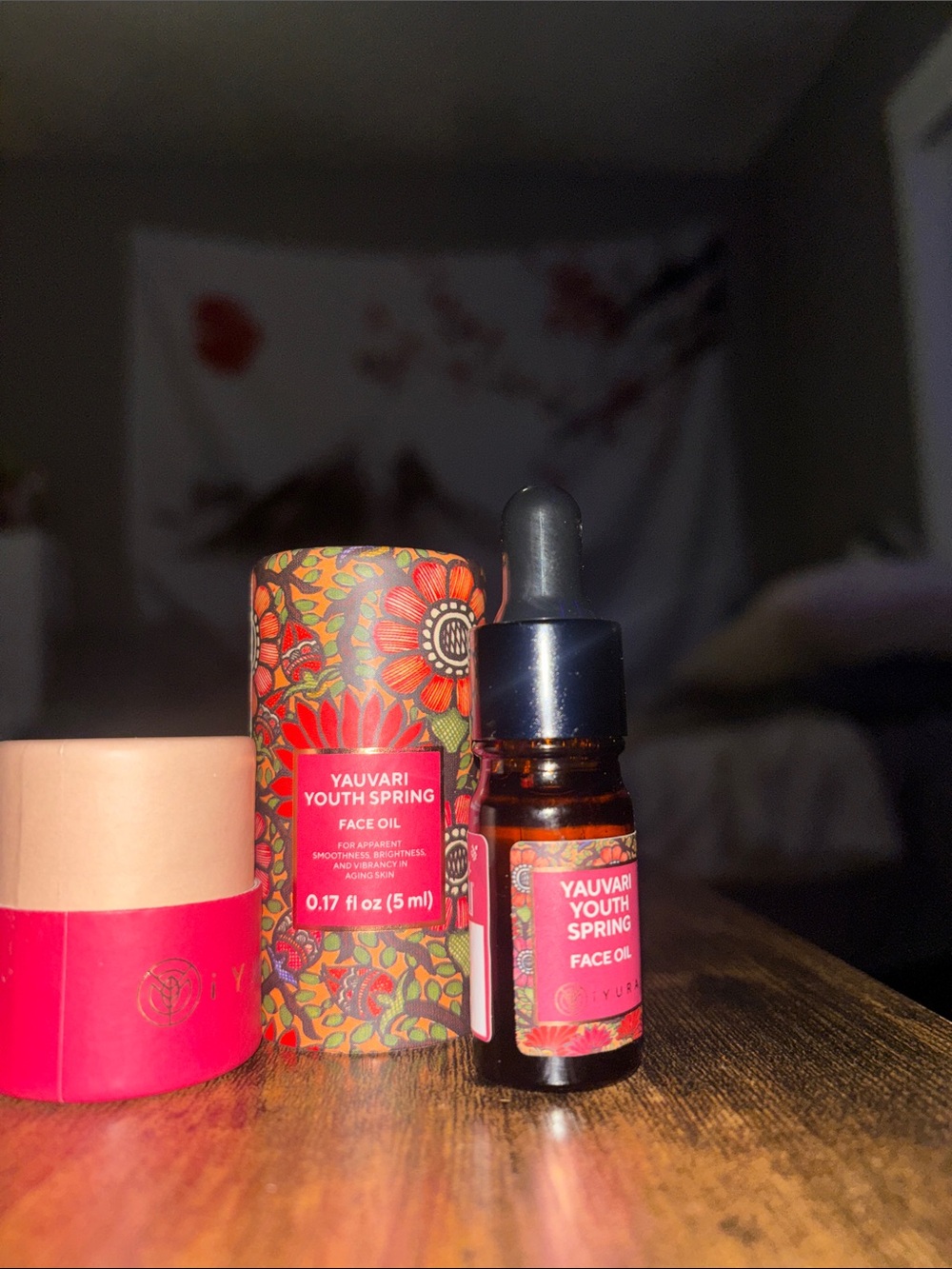 Yauvari Youth Spring Face Oil - Pink & Coral Floral Bottle - Picture 3 of 8